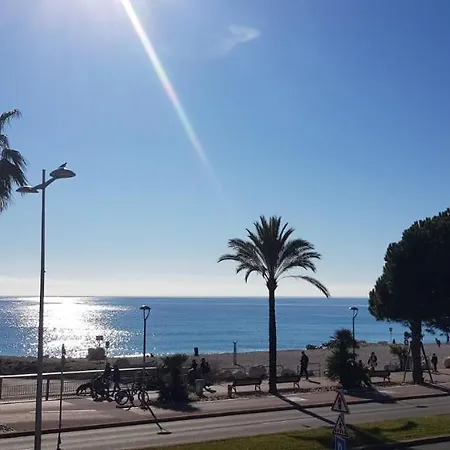 Front De Mer,plage, Piscine, Parking 아파트