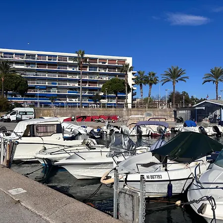 Front De Mer,plage, Piscine, Parking * Cagnes-sur-Mer
