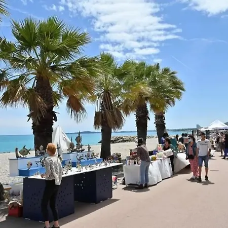 Front De Mer,plage, Piscine, Parking Apartamento